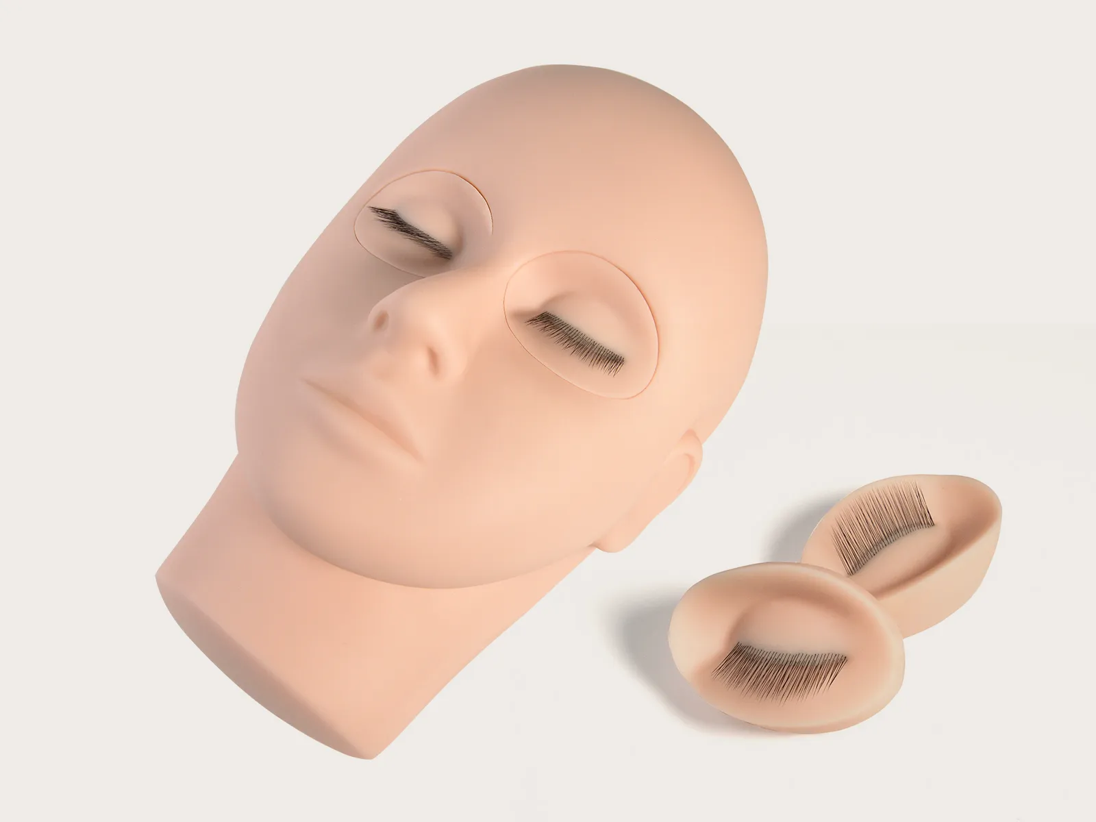 Manequim de treino / cabeça de prática LashPlus para academias de cílios